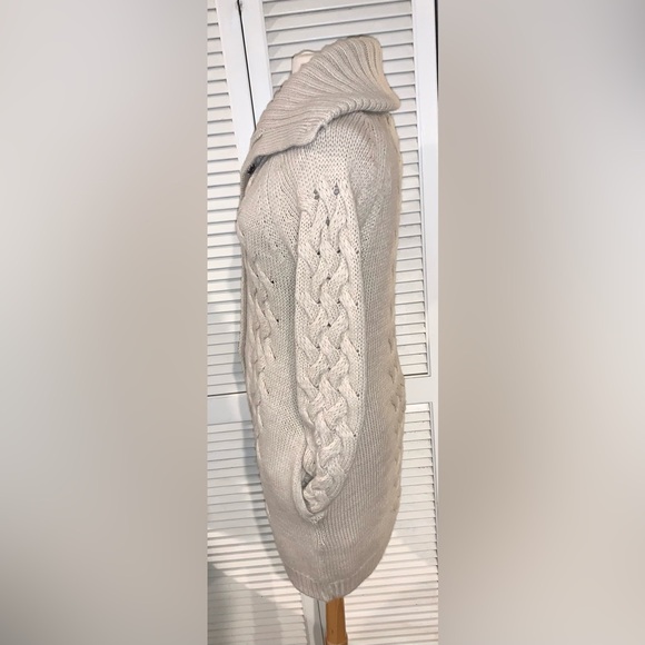 Alpaca Wool blend Cable Knit long cardigan sweater Ivory Women’s size Medium - Picture 5 of 10